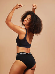 woman wearing fluxies classic boyshort period pants